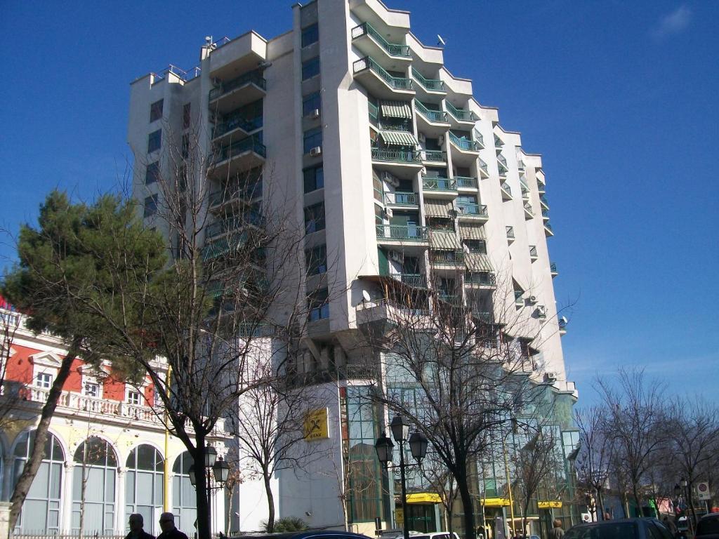 Sun Tower 1
